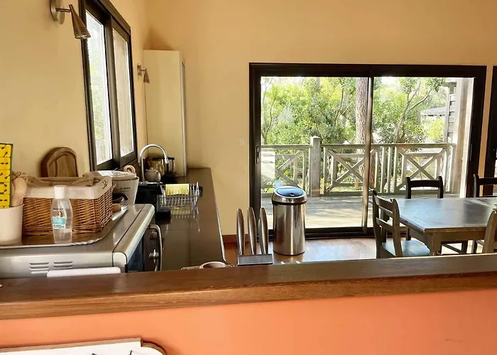 Yamina Lodge